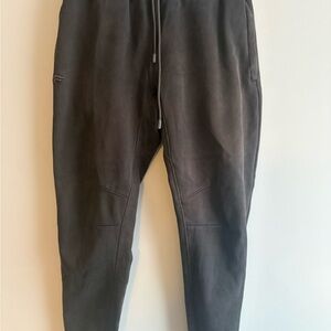 Men's Fabletics The Go To Jogger Pants Navy small